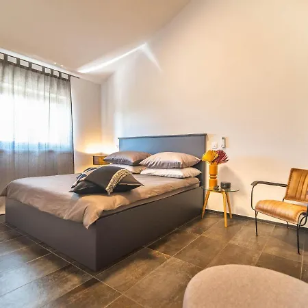 Luxury And Stylish With Private Pool Βίλα *